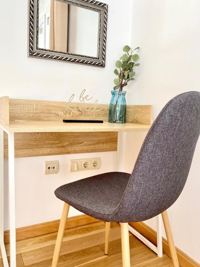 Charming Huertas II Apartment Madrid Ngoại thất bức ảnh